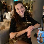 Ragazza giovane e smart con molta esperienza all'estero offre ripetizioni a ragazzi e ragazze (elementari,medie o superiori). Il metodo che utilizzo coinvolge i ragazzi rendendo lo studio qualcosa di curioso, interattivo ed interessante